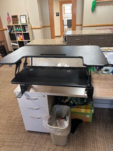 Mount it height adjustable standing desk converter