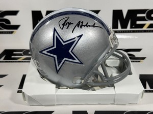 Roger Staubach Autograph w Beckett Authenticity Dallas Cowboys Mini Football Helmet
