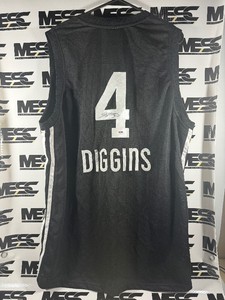 Skylar Diggins Autograph w PSA DNA Authenticity WNBA Basketball Jersey