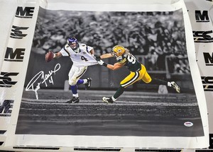 Brett Favre Autograph w PSA DNA Authenticity Canvas Minnesota Vikings Football Print w Clay Mathews