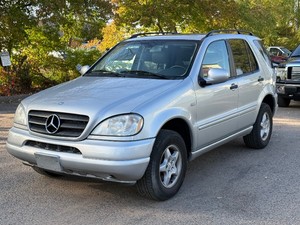 2001 MERCEDES-BENZ M-CLASS ML 320 102k Miles  2 Owners  All Wheel Drive  No Accidents Reported