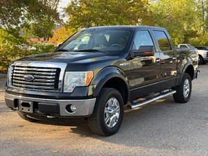 2010 FORD F-150 XLT 4X4  No Accidents Reported (NO RESERVE)