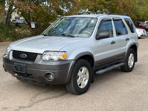 2006 FORD ESCAPE XLT 113k Miles  4X4 (NO RESERVE)