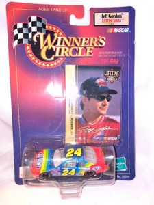 Vintage Winners Circle Jeff Gordon Lifetime Series 164 Scale Diecast Collectible Toy Car and Trading Card