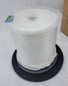 READ DESCRIPTION  NylonPoly Rope, 514 In. x 1000 Ft, White  Baron  Model 54802  Est. Retail $150