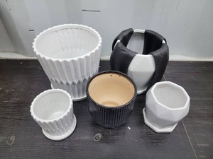 Bundle of Five (5) Ceramic Planters