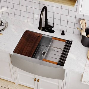 30-Inch Farmhouse Apron-Front Stainless Steel Single Bowl Workstation Kitchen Sink  Lordear  Model H-LAS3022A1  Est. Retail $340