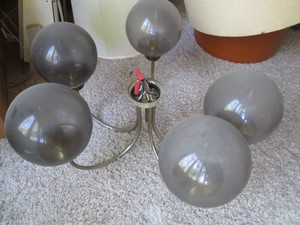 5-globe metal frame light fixture