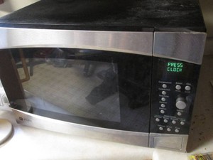 GE Profile countertop Microwave