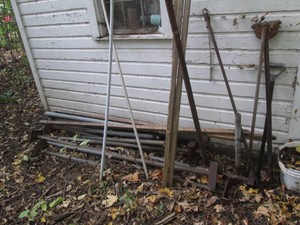 Bundle of metal pipesposts and scrap