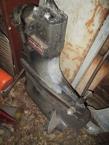 Vintage Mer Cruiser outboard boat motor unknown functionality