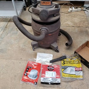 Shop-Vac 1.25 Peak HP Detachable Blower WetDry Vacuum with Craftsman and Briggs & Stratton Filters