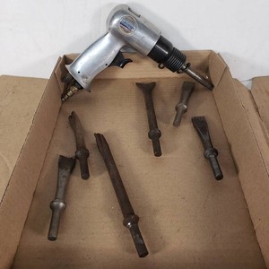 Northern Industrial Air Hammer with Chisels Set