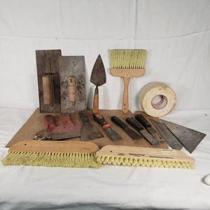Craftsman Trowel, Brushes, Scrapers, and Wallpaper Smoothing Brush