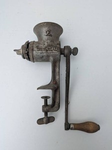 Universal No. 2 Cast Iron Hand Crank Meat Grinder Clamp-On USA