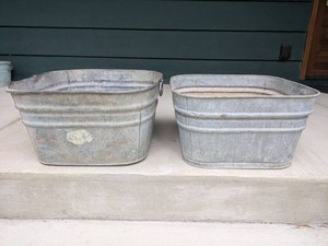 Vintage Galvanized Metal Wash Tubs Farmhouse Planters Pair