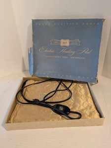 Montgomery Ward Electric Heating Pad w Box Illuminated Dial Vintage