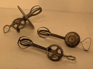 Vintage Hand Crank Egg Beaters Manual Kitchen Mixer Lot Made in USA