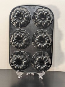 Nordic Ware Bundt Muffin Pan 6-Cavity Nonstick Mini Cake Bakeware