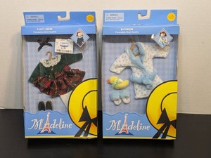 Madeline Poseable Doll Outfit Set Fancy Dress Bathrobe New Old Stock