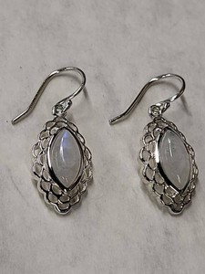 India 925 Sterling Silver Rainbow Moonstone Dangle Earrings Pair