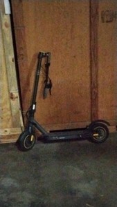 Electric scooter