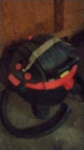 red and white shop-vac