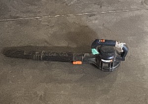 black WORX leaf blower