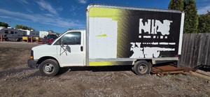 2003 Chevrolet Express 6.0L V8 Gas Box Truck - 228,790 Miles