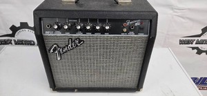 Fender Frontman 15G amplifier