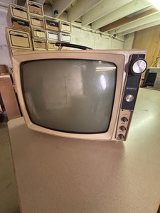 Vintage Westinghouse Portable CRT Television