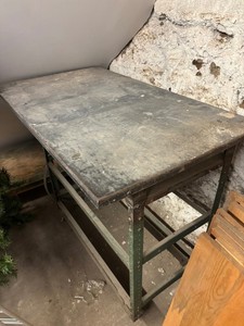 Metal Work Table With Lower Shelf