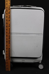 Hanike Hardside Spinner Carry-On Suitcase 21H