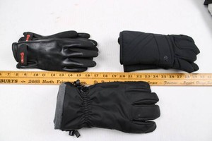 Aygo & Assorted Insulated Winter Gloves (Lot of 3)