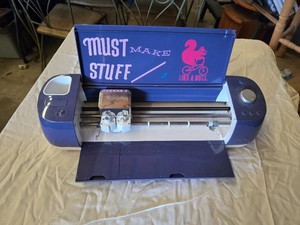 Cricut Cutting Machine Model #CPC2007-N, Electronic Cutting Machine - Missing Cords - 2007