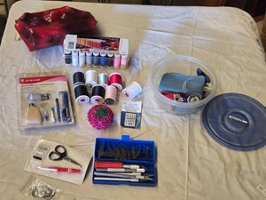 Singer Universal Machine Maintenance Kit, Gutermann Sewing Thread Box, and Craft Accessories