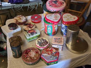 Lot of Decorative Tin Boxes Including Holiday and Floral Themes