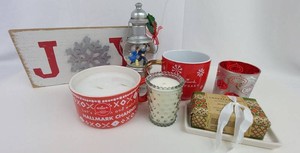 Christmas Decor Mixed Lot - Hallmark Keepsakes, Candles & Gifts
