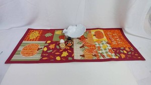 Thanksgiving Table Decor - Harvest Runner, Turkey Dish & Pilgrim Shakers Mixed Lot