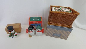 Christmas Decor - Snowman Salt & Pepper Shakers, Napkins & Basket Mixed Lot