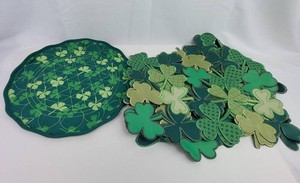 St. Patricks Day Table Linens - Shamrock Placemats & Runner (Lot of 4)