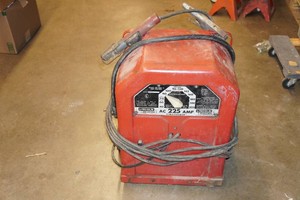 Lincoln 225 Amp Arc Welder