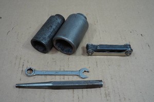 Mac Tools Sockets, Allen Wrench, Combination Wrench, and Punch