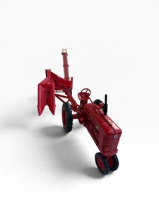 Farmall M Tractor with IH McCormick 2-Row Corn Picker & Elevator  Vintage Farm Toy