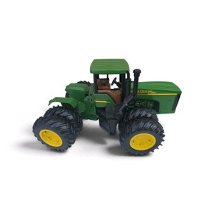 John Deere Monster Treads Shake and Sounds Tractor made by ERTLTOMY.