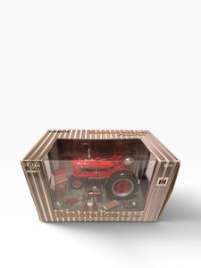 ERTL Case IH Farmall M Restoration Tractor & Accessories  Diecast Collector Set  Boxed