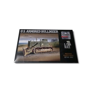 New in Box The Mirror Models 135 scale U.S. Armored Bulldozer (Kit No. 35852) plastic model kit.