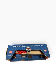 ERTL Ford 8N Tractor & Wagon Set  116 Scale Diecast  Vintage Agricultural Tractors  Boxed