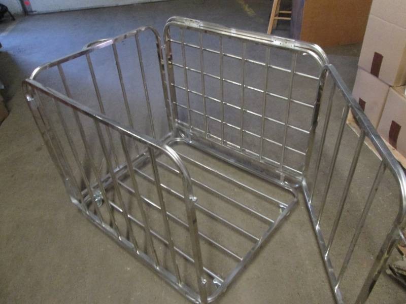 Metal storage cage on wheels, 31 x 36 and 33 tall