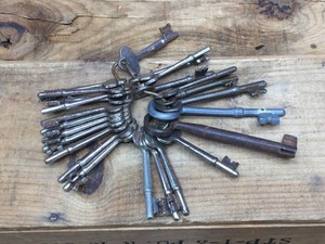 Vintage Group ChurchSkeleton Keys